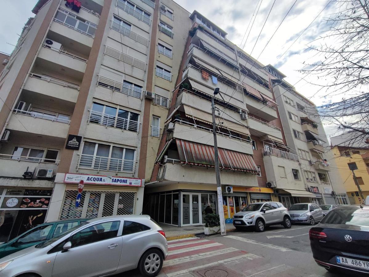 New Bazaar-apartment 2 Leilighet Tiranë