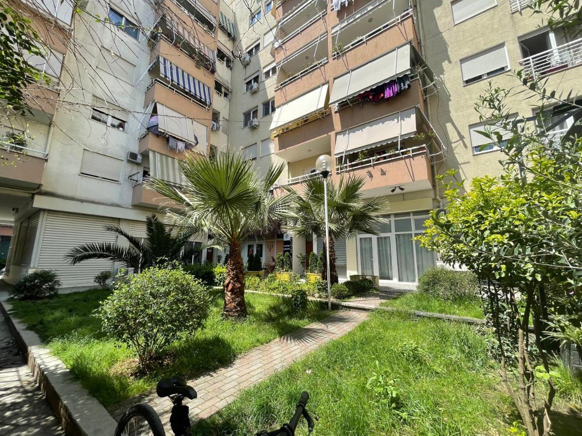 New Bazaar-apartment 2 Tiranë