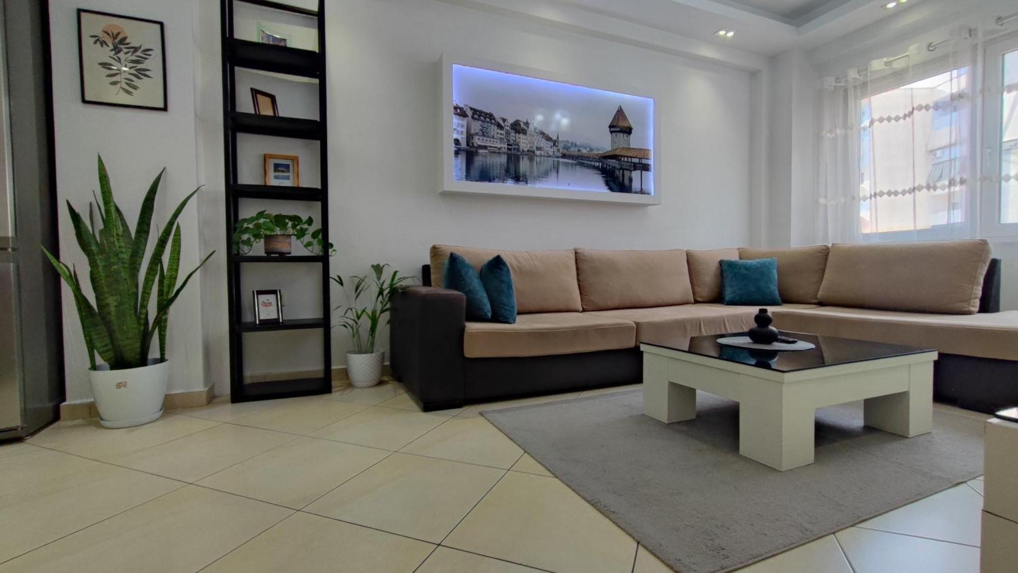 Leilighet New Bazaar-apartment 2 Tiranë
